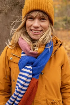 Daneboa Scarf Happy
