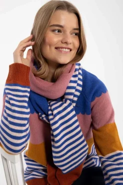 Daneboa Scarf Happy