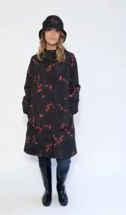 Danedith Rainjacket Black Picabella