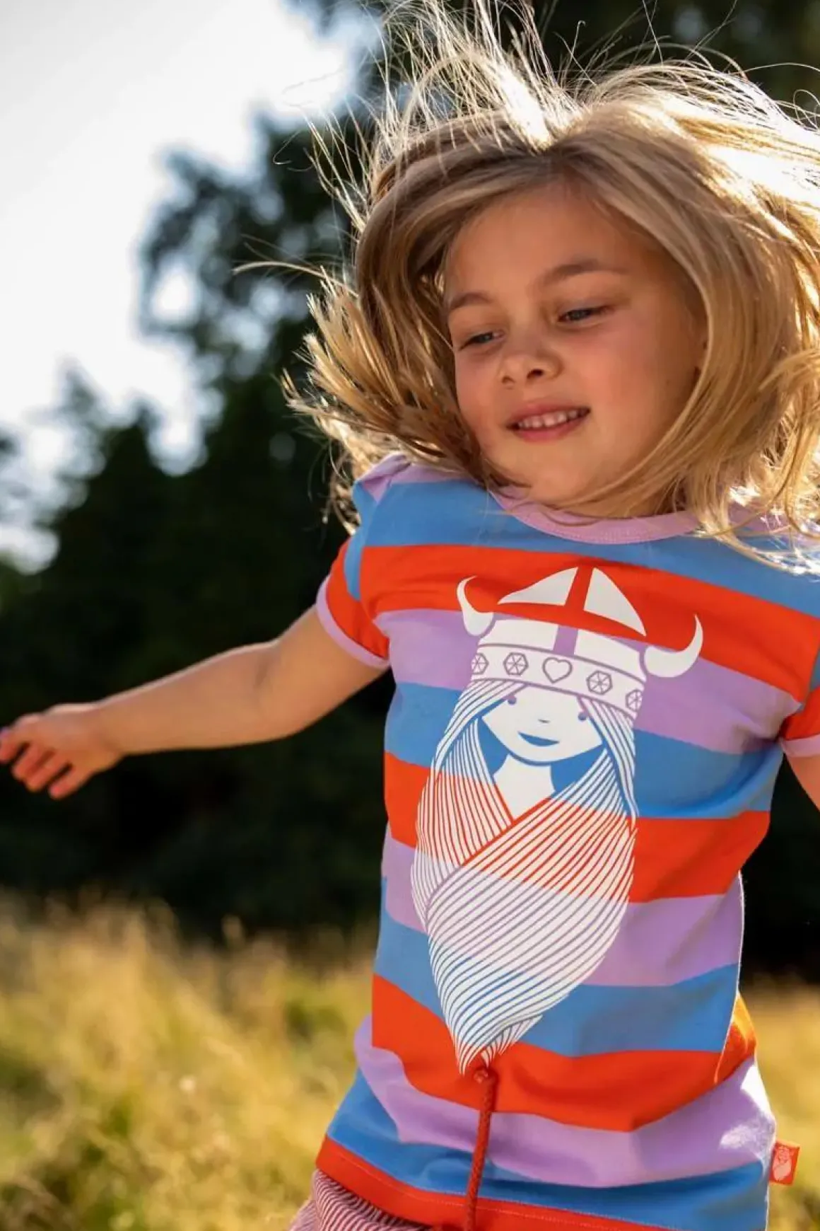 Danesolbaer Tee Flyaway Freja